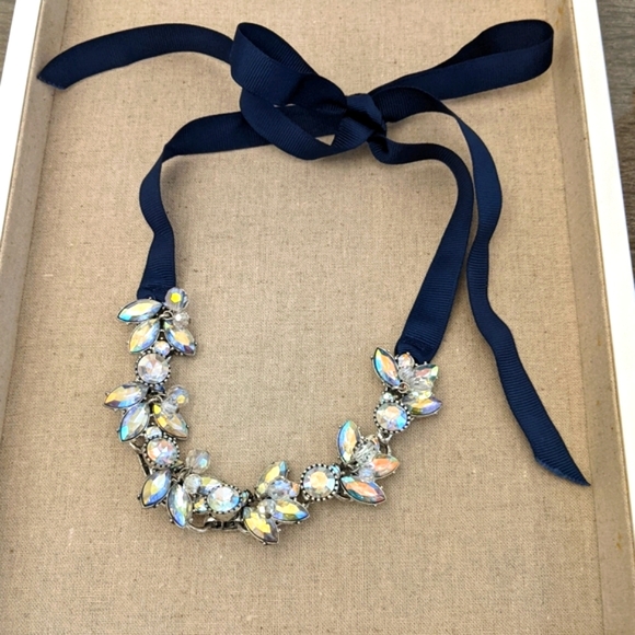 Club Monaco Jewelled Necklace - Picture 2 of 3